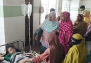 বজ্রাঘাতে বরগুনায় কৃষকের মৃত্যু, শ্রেণিকক্ষে আহত ৮ শিশু