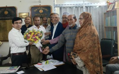 গৌরনদীতে ইউএনও’র সাথে উপজেলা দুর্নীতি প্রতিরোধ কমিটির সৌজন্য সাক্ষাৎ