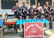 ভারতীয় নেশাজাতীয় সিরাপ ও পাখিভ্যানসহ আকন্দবাড়ীয়ার সোহেল আটক