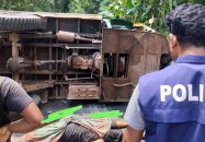 নলছিটিতে ট্রলি উল্টে হানিফ মাঝি নিহত