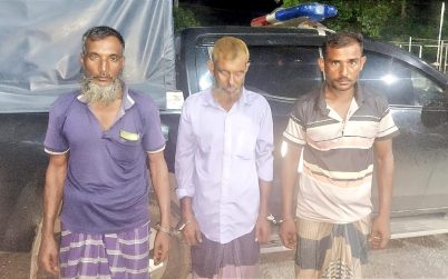 জীবননগরে গাঁজা ও তাড়িসহ আটক ৩, ভ্রাম্যমাণ আদালতে জেল-জরিমানা