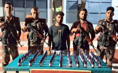 জীবননগর সীমান্তে ভারতীয় নেশাজাতীয় সিরাপসহ যুবক আটক