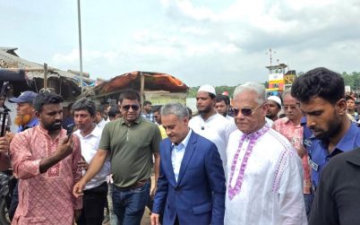 বাউফলে বিএনপি-জামায়াত উত্তেজনার মুখে অবরুদ্ধ সেতুমন্ত্রী
