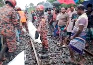 চুয়াডাঙ্গায় ট্রেনে কাটা পড়ে নিহত ২, আহত ১