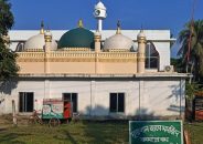 বাকেরগঞ্জে ৪০০ বছরের ঐতিহ্য বহন করছে মুগা খান জামে মসজিদ