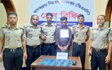 তিন হাজার পিস ইয়াবাসহ জীবননগরের আব্দুল্লা আটক