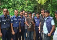 পিরোজপুরে শটগানসহ যুবক গ্রেপ্তার