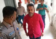 বরিশালে ব্যবসায়ীকে মারধর করে ৭০ লাখ টাকার চেক ও স্ট্যাম্পে স্বাক্ষর, আটক ১