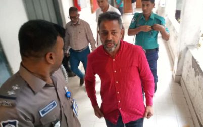 বরিশালে ব্যবসায়ীকে মারধর করে ৭০ লাখ টাকার চেক ও স্ট্যাম্পে স্বাক্ষর, আটক ১