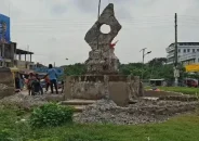 বীরশ্রেষ্ঠ হামিদুর রহমানের ভাস্কর্য ভাঙ্গার প্রতিবাদে ক্ষোভ ও নিন্দা