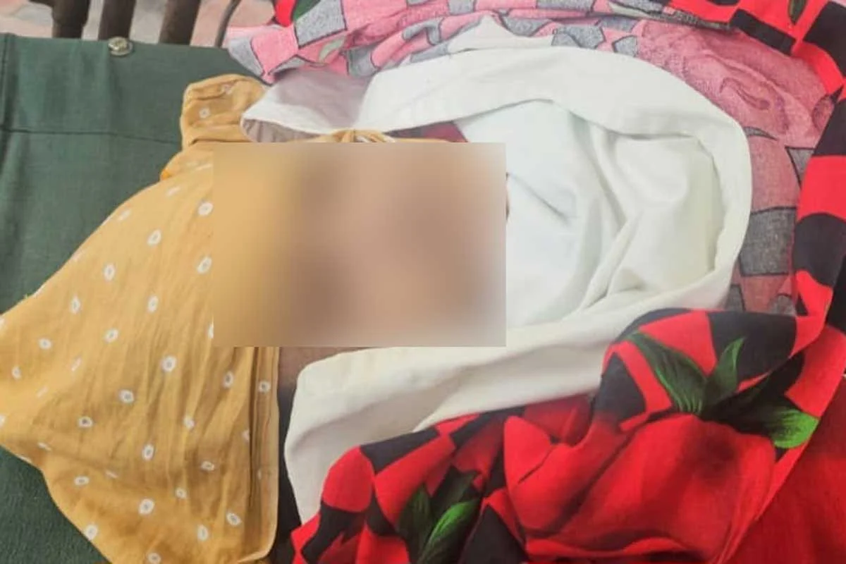 হাসপাতাল থেকে নার্সের মরদেহ উদ্ধার