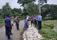 বন্যায় ক্ষতিগ্রস্ত পানছড়ির সড়ক পরিদর্শনে জেলা প্রশাসক ও পুলিশ সুপার, দ্রুত সংস্কারের নির্দেশ