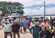 বরিশালের চরকাউয়া ৬ রুটে বাস ধর্মঘট, ভোগান্তিতে যাত্রীরা
