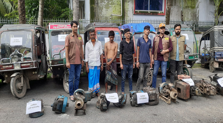 চোরাই ইজিবাইক ও শ্যালোমেশিনসহ চোরাকারবারি চক্রের চার সদস্য গ্রেপ্তার