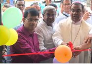 গৌরনদীতে ক্যাথলিক চার্চ মার্কেটের শুভ উদ্বোধন