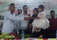 বাকেরগঞ্জের এমপি আবুল হোসেন ‘জুলাই শহীদ’ পরিবারের সন্তানদের পড়ালেখার দায়িত্ব নেওয়ার ঘোষণা!