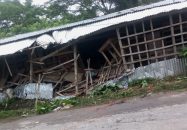 বাকেরগঞ্জে চাঁদার দাবিতে ব্যবসা প্রতিষ্ঠানে হামলা-ভাঙচুর-লুটপাট