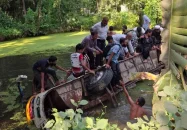 বরিশালে নিয়ন্ত্রণ হারিয়ে পুকুরে যাত্রীবাহী বাস, একজনের লাশ উদ্ধার