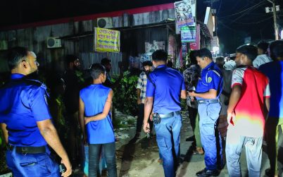 বাউফলে পৌর প্রার্থী ঘোষণা ঘিরে উত্তেজনা, হামলা-ককটেল বিস্ফোরণ