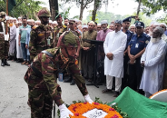 বাকেরগঞ্জে মুক্তিযোদ্ধা কমান্ডার কেরামত আলী হাওলাদারের রাষ্ট্রীয় মর্যাদায় দাফন সম্পন্ন