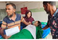 বরগুনা সোনাবাংলা বিদ্যালয়ে ক্লাস চলাকালে ৯ শিক্ষার্থী অসুস্থ, হাসপাতালে ভর্তি