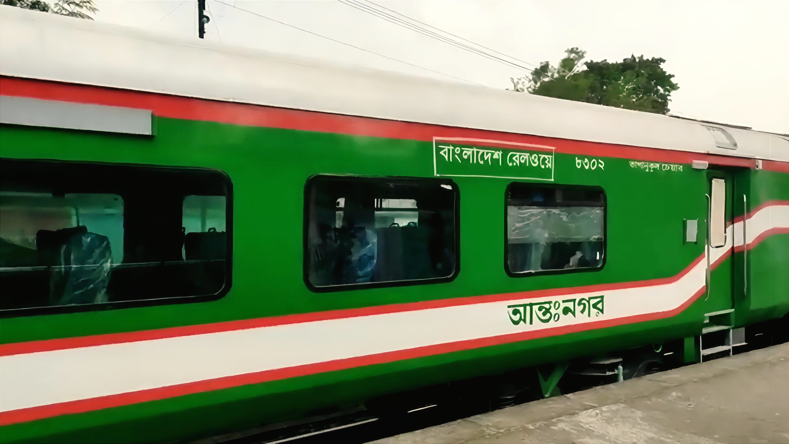 দেশে পৌঁছেছে ভারত থেকে কেনা ১৮টি রেলকোচ, পর্যায়ক্রমে আসবে আরও ১৮২টি