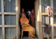 ফ্যামিলি কার্ডের প্রলোভনে বিধবার কানের দুল নিয়ে উধাও প্রতারক