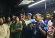 গৌরনদীর ভূরঘাটায় মাদারীপুর-বরিশালের দুই পক্ষের সংঘর্ষ, বোমাবাজি-ভাঙচুর