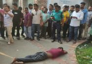 বরিশালে আদালত ভবন থেকে পড়ে যুবক নিহত
